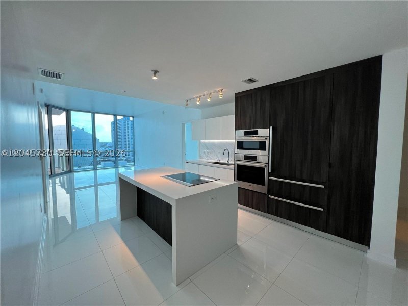 Condo for sale at Paramount Miami WorldCenter 1208