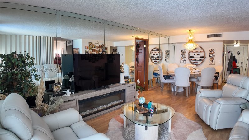Apartment for rent at La Mer Estates 807