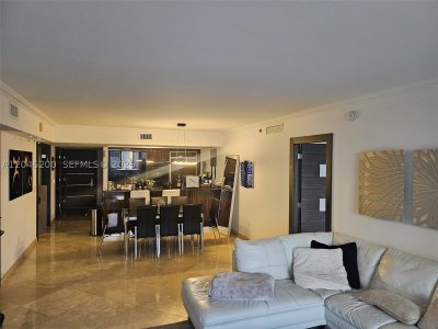 Alquiler de apartamento en Beach Club Two 2403