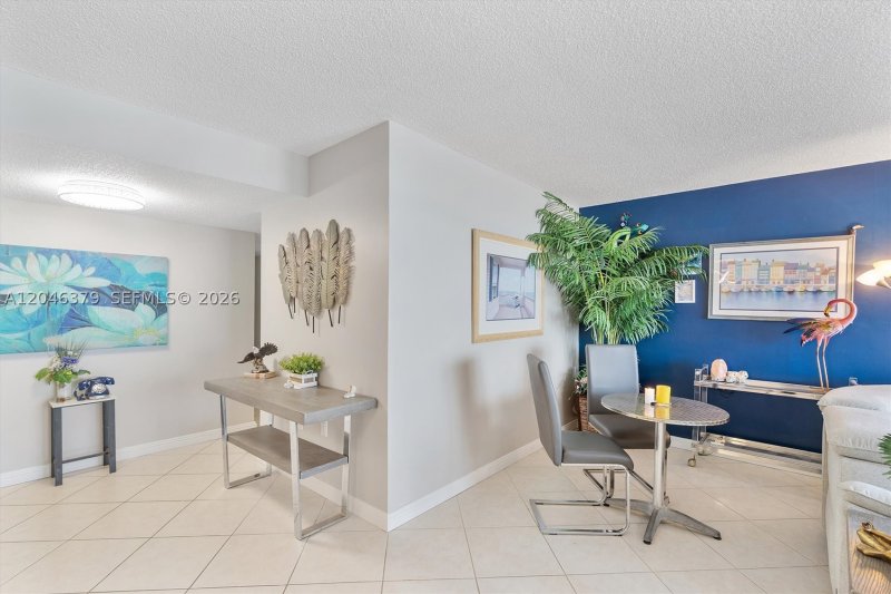 Apartment for rent at Del Prado South Tower 1401