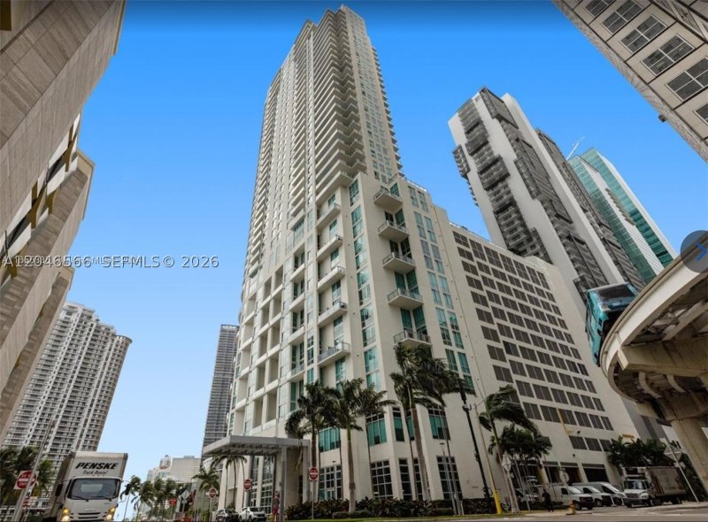 Comprar apartamento en Met 1 T-2603