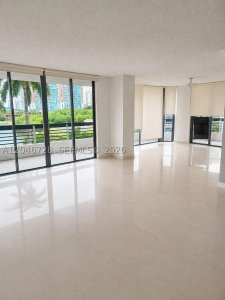 Alquiler de apartamento en Mystic Pointe 500 405