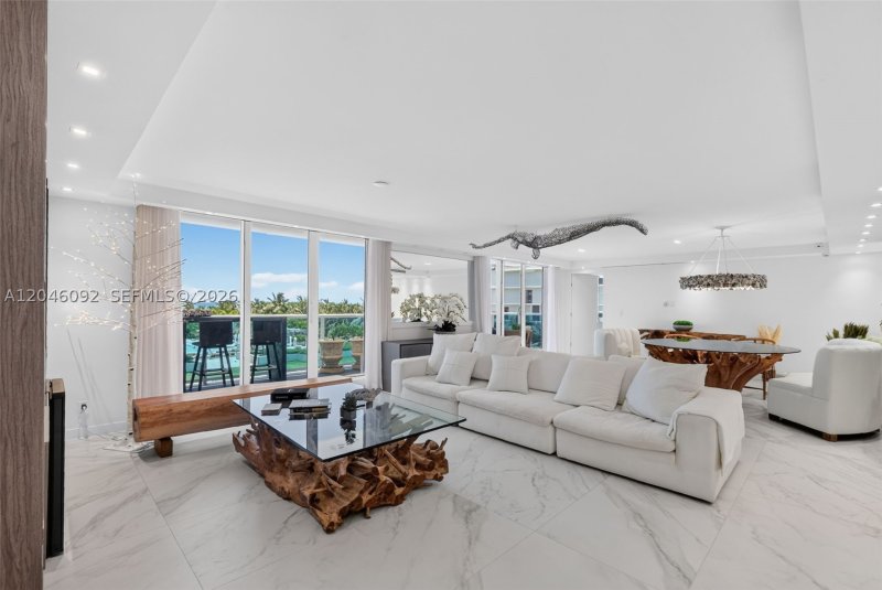 Comprar apartamento en Roney Palace 440-443