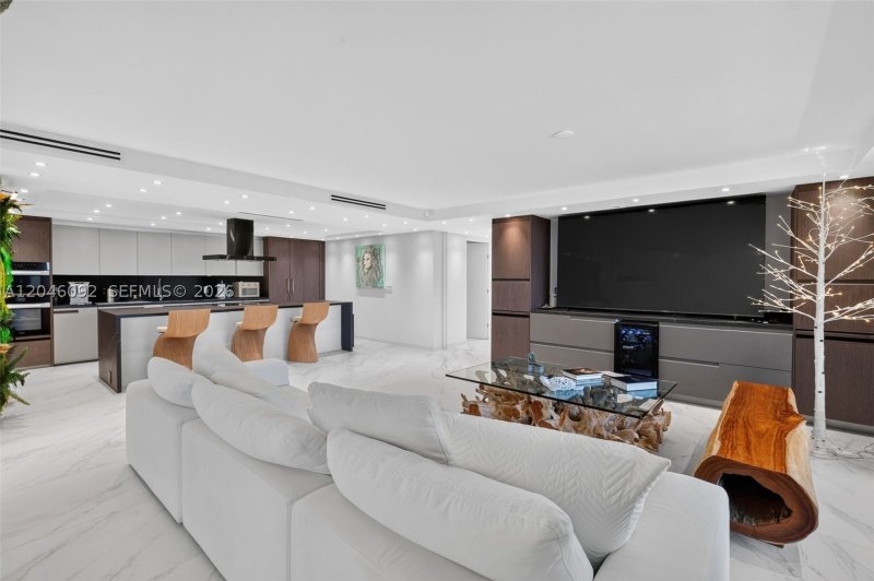 Comprar apartamento en Roney Palace 440-443