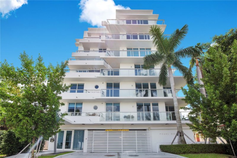 Apartment for rent at Pearl House 301