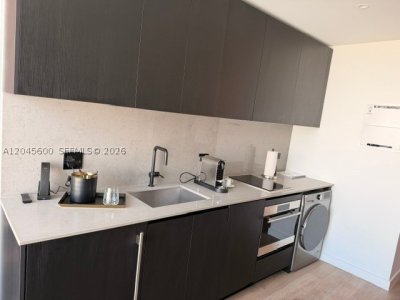 Comprar apartamento no E11EVEN Hotel & Residences 4807A