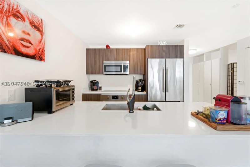 Apartment for rent at Aria on The Bay 2307