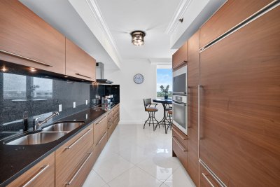 Aluguel de apartamento no Las Olas Beach Club 1606