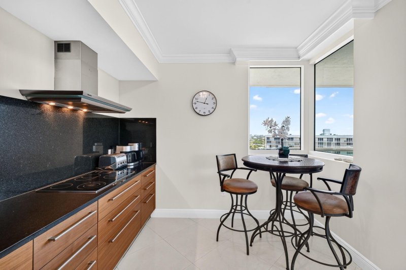 Property photo # 8