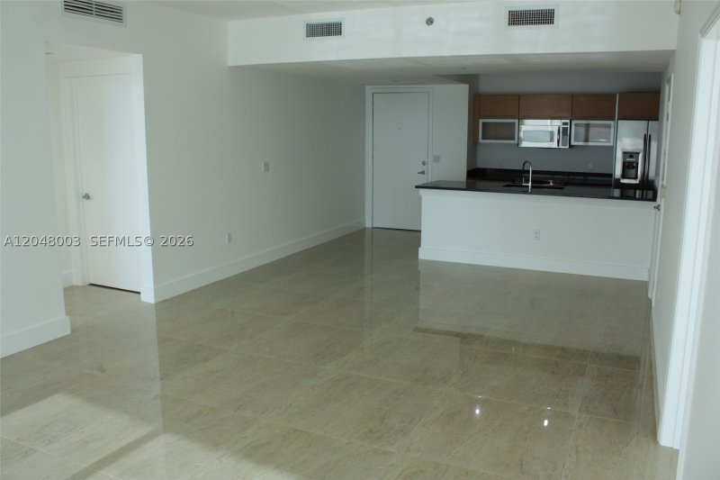 Apartment for rent at The Plaza Tower II 4006