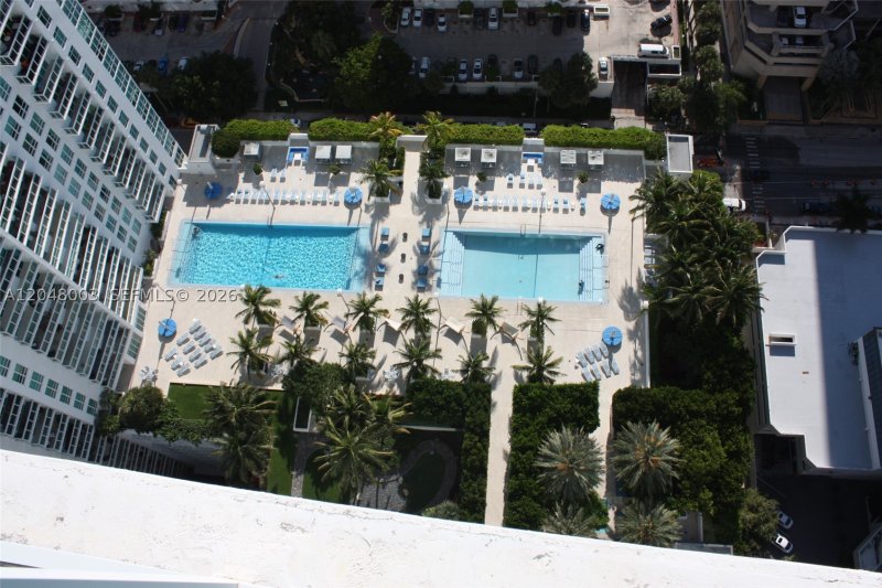 Apartment for rent at The Plaza Tower II 4006