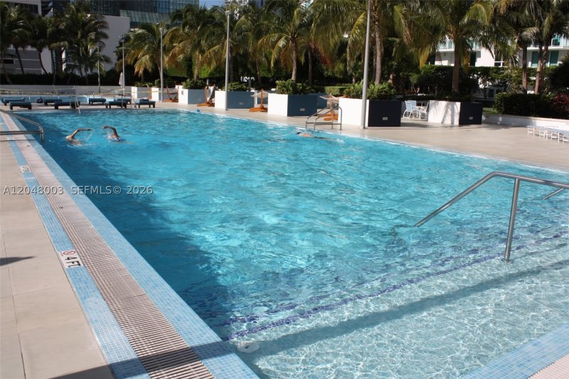 Apartment for rent at The Plaza Tower II 4006