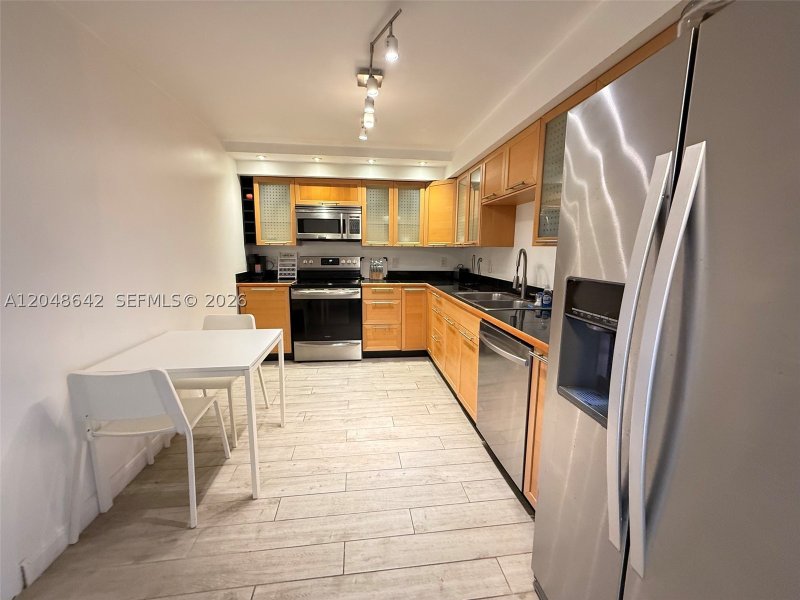 Apartment for rent at La Mer Estates 1607