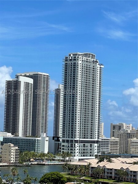 Apartment for rent at Olympus Condo 1405