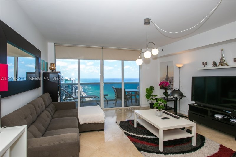Alquiler de apartamento en Beach Club Two 4812