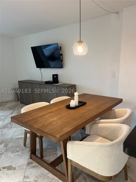 Comprar apartamento en Roney Palace 731