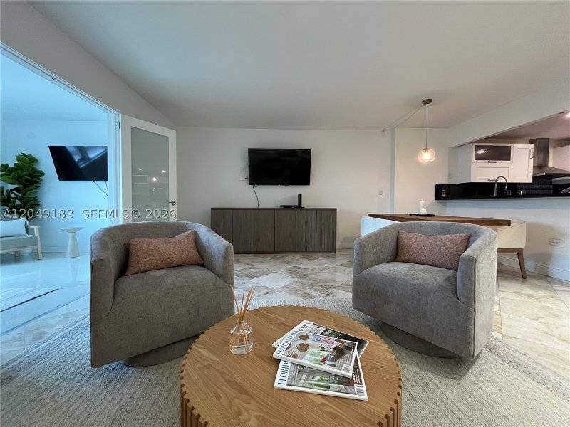 Comprar apartamento en Roney Palace 731