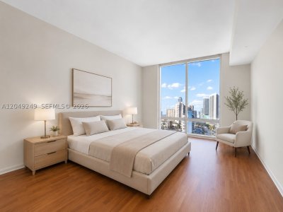 Comprar apartamento en Ocean Marine Yacht Club 714