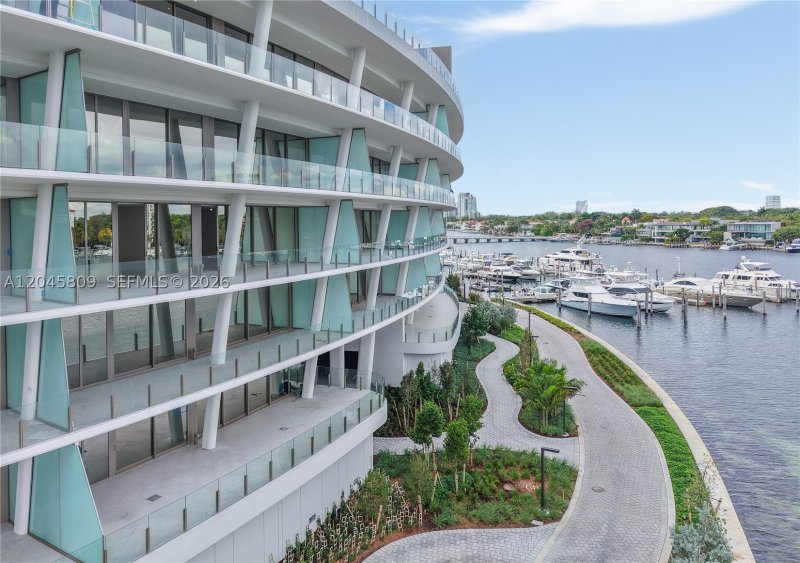 Condo for sale at Vita at Grove Isle L405
