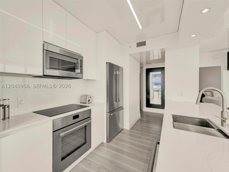 Comprar apartamento en Akoya 2407