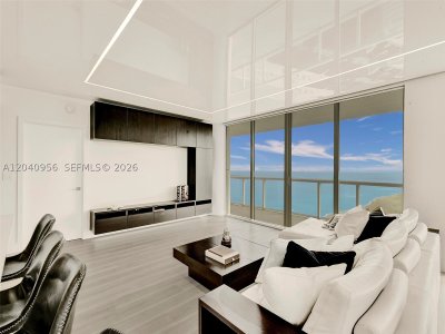 Comprar apartamento en Akoya 2407