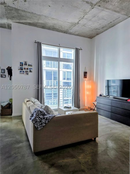 Condo for sale at Loft Downtown I UPH09