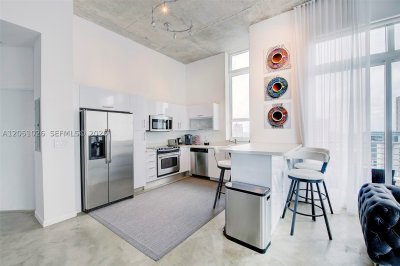 Alquiler de apartamento en Loft Downtown I UPH01