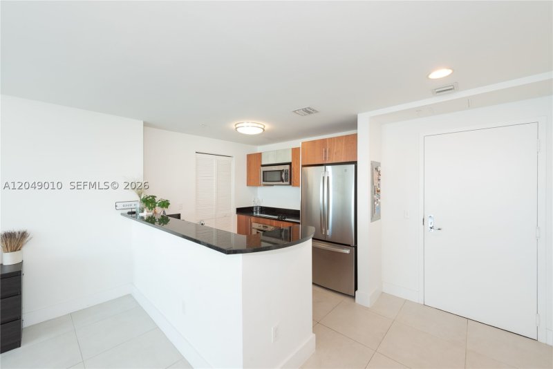Alquiler de apartamento en Met 1 T-2814
