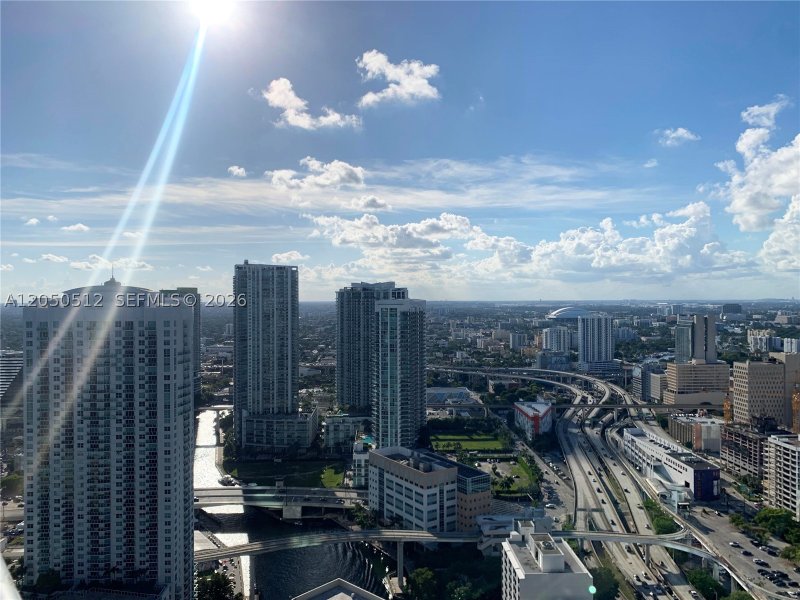 Apartment for rent at Epic Miami 4412