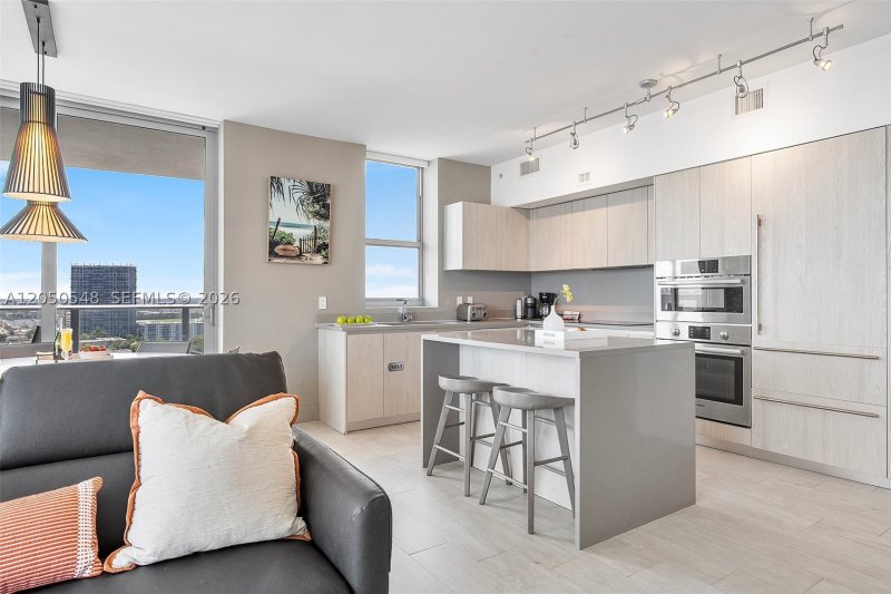Condo for sale at Hyde Beach House R1508
