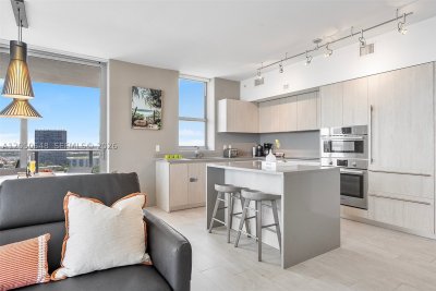 Comprar apartamento en Hyde Beach House R1508