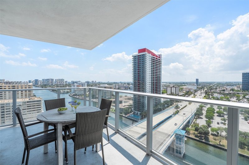 Condo for sale at Hyde Beach House R1508