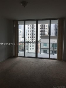 Comprar apartamento no Axis on Brickell North Tower 1724-N