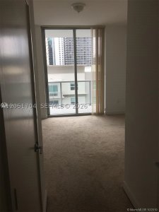 Comprar apartamento no Axis on Brickell North Tower 1724-N