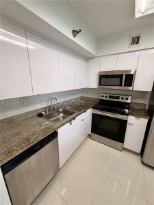 Parc Central Aventura Apt #404