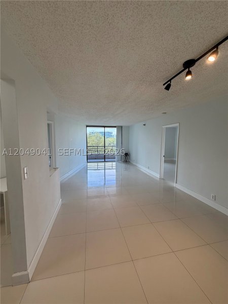 Alquiler de apartamento en Parc Central Aventura 404
