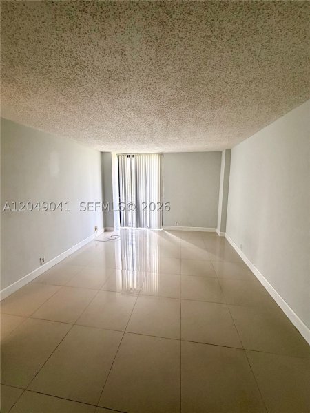 Alquiler de apartamento en Parc Central Aventura 404