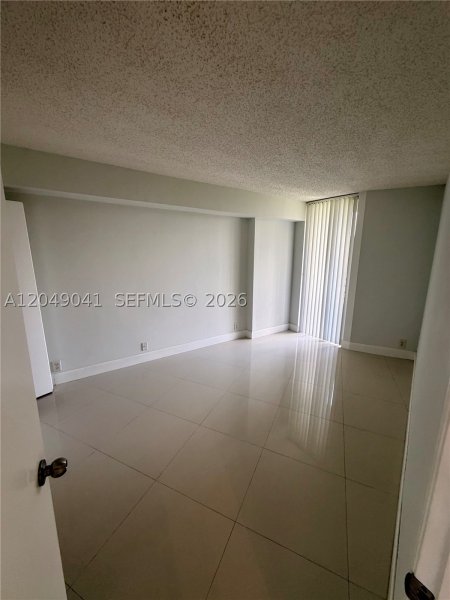 Alquiler de apartamento en Parc Central Aventura 404