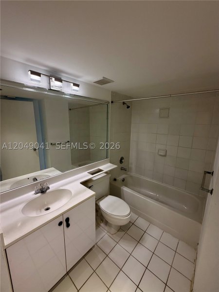 Alquiler de apartamento en Parc Central Aventura 404