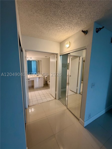 Alquiler de apartamento en Parc Central Aventura 404