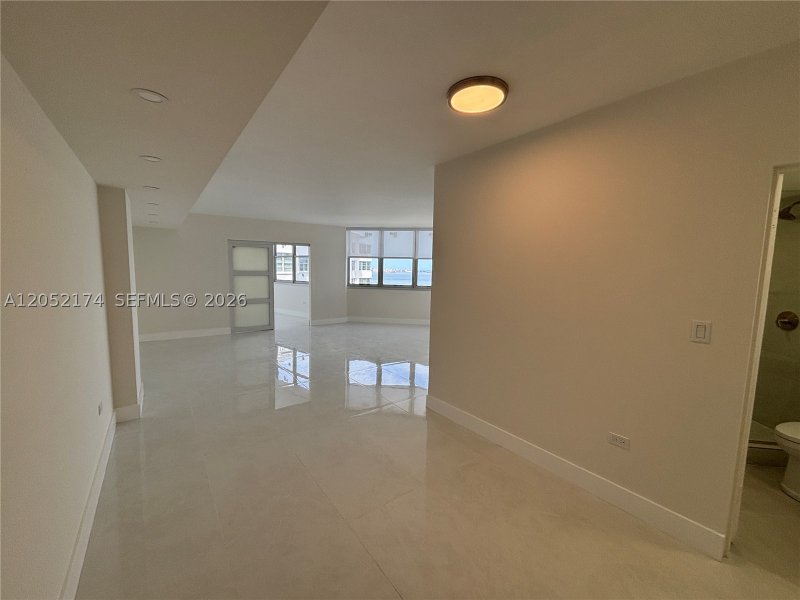 Apartment for rent at Four Ambassadors 1904