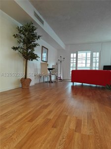 Comprar apartamento no Four Ambassadors 350