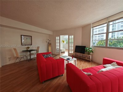 Comprar apartamento no Four Ambassadors 350