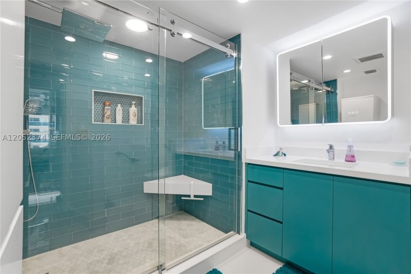 Condo for sale at The Galleon 404