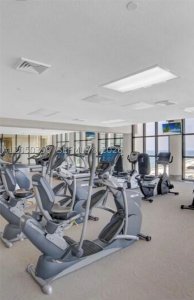 Aluguel de apartamento no Executive 2D