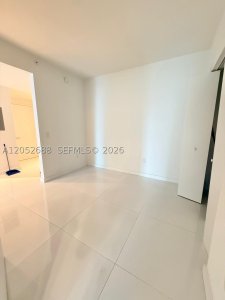 Alquiler de apartamento en 1100 Millecento 4103