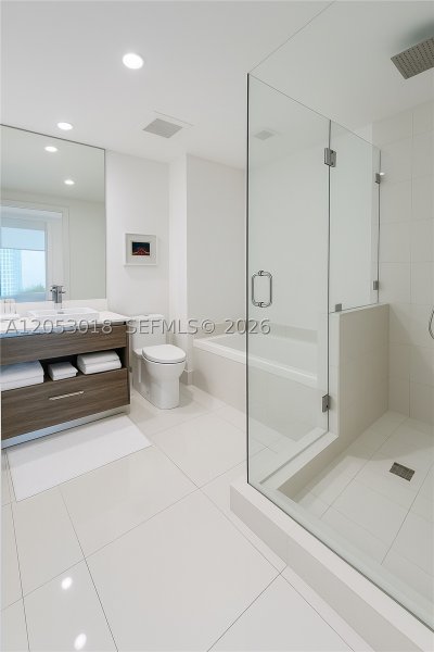 Apartment for rent at 1100 Millecento 3109