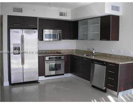 Apartment for rent at Brickell on the River South 402