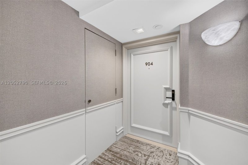 Condo for sale at Williams Island 2800 904