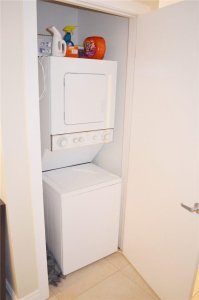 Aluguel de apartamento no Avenue on Brickell 1060 Tower 1617
